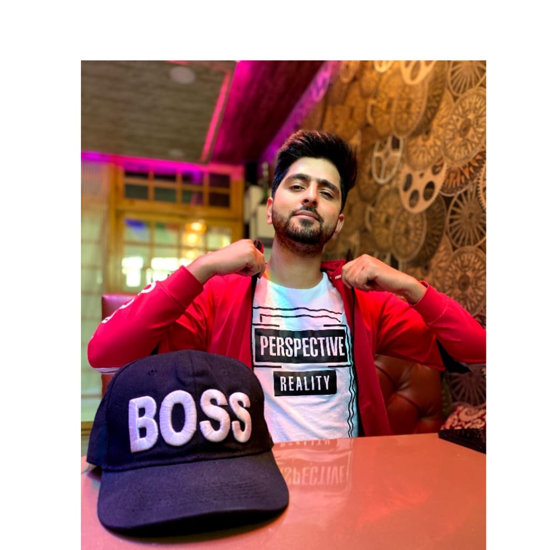 Adnan Farooq a Young talent from Jammu and Kashmir also known as “Koshur Thug” is an Indian rapper, Lyricist, and songwriter.