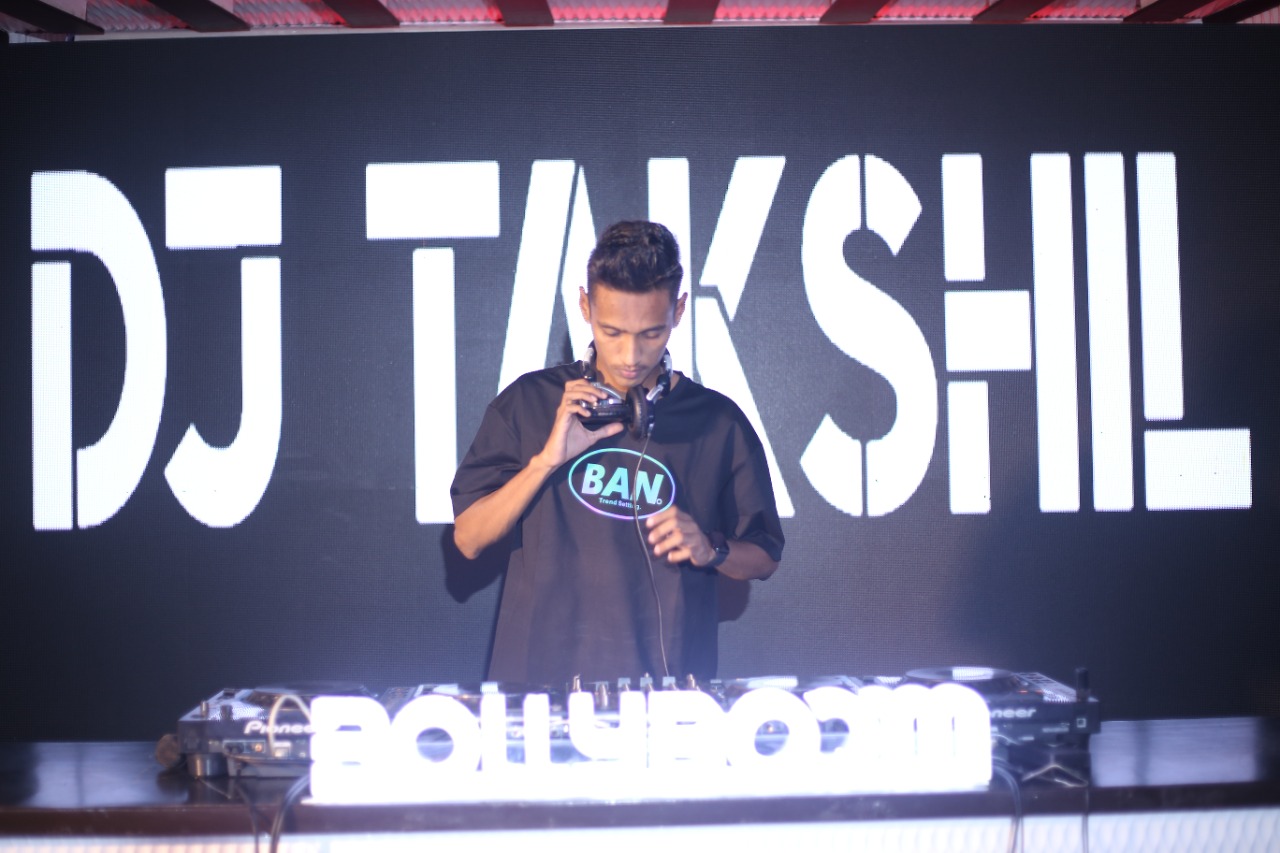 DJ Takshil shares his journey from being a Regular Music Lover to a Bollywood DJ