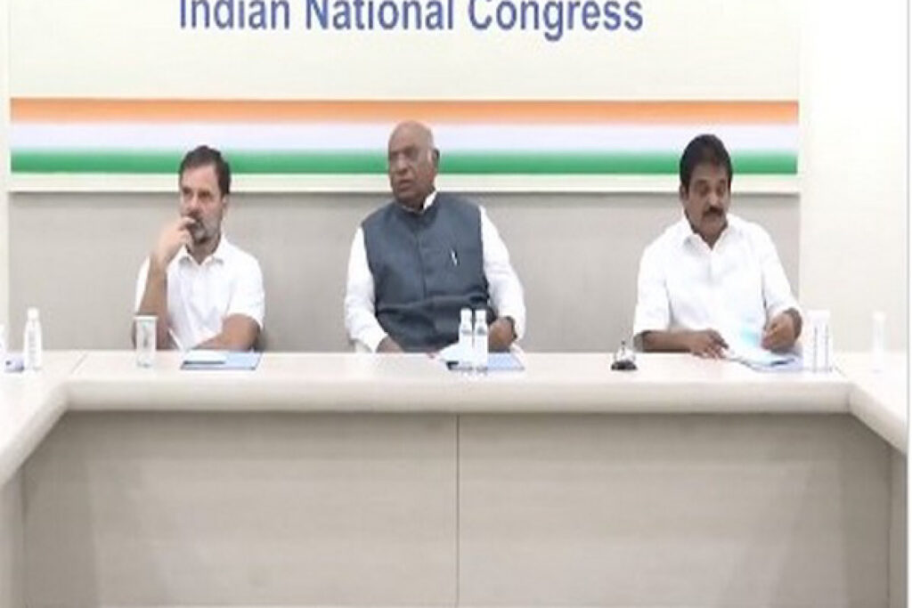Congress Leaders Convene in Delhi to Finalize Candidates for Upcoming Madhya Pradesh Polls