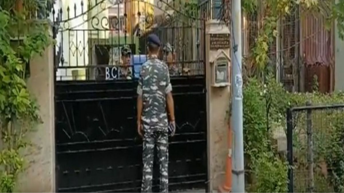 Enforcement Directorate Raids West Bengal Minister's Home in Alleged Corruption Case