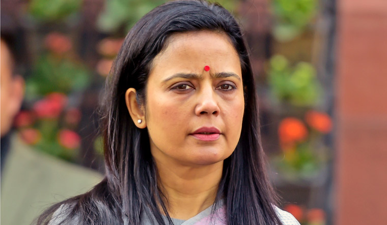 "BJP's Nishikant Dubey Highlights Lok Sabha Rules Amid Mahua Moitra Controversy"