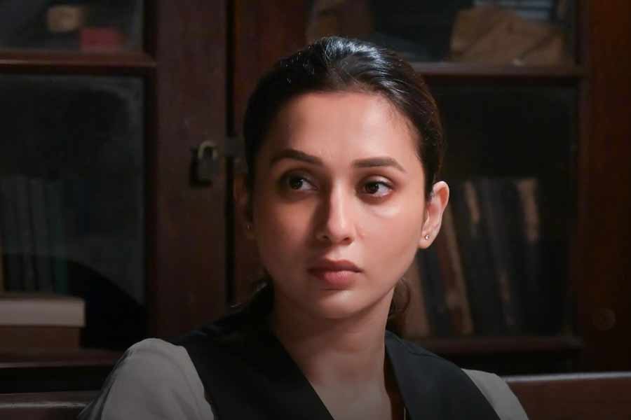 Mimi Chakraborty Resigns as TMC MP, Awaited Acceptance by Mamata Banerjee
