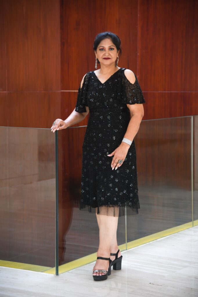 Neena Singh, the maestro of colors and narratives, has woven a tapestry of art that mesmerizes and captivates. Her journey, spanning from landscapes to intricate Mithila art, is a testament to her creative brilliance and unwavering passion for the arts.