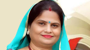 "Disqualification of INDIA Bloc's Madhya Pradesh Candidate Due to Missing Signature"