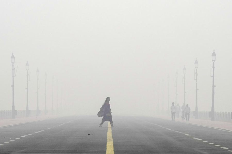 Supreme Court Directs Reopening of Delhi Schools Amid Pollution, Calls for Urgent Action on Air Quality and Mid-Day Meals